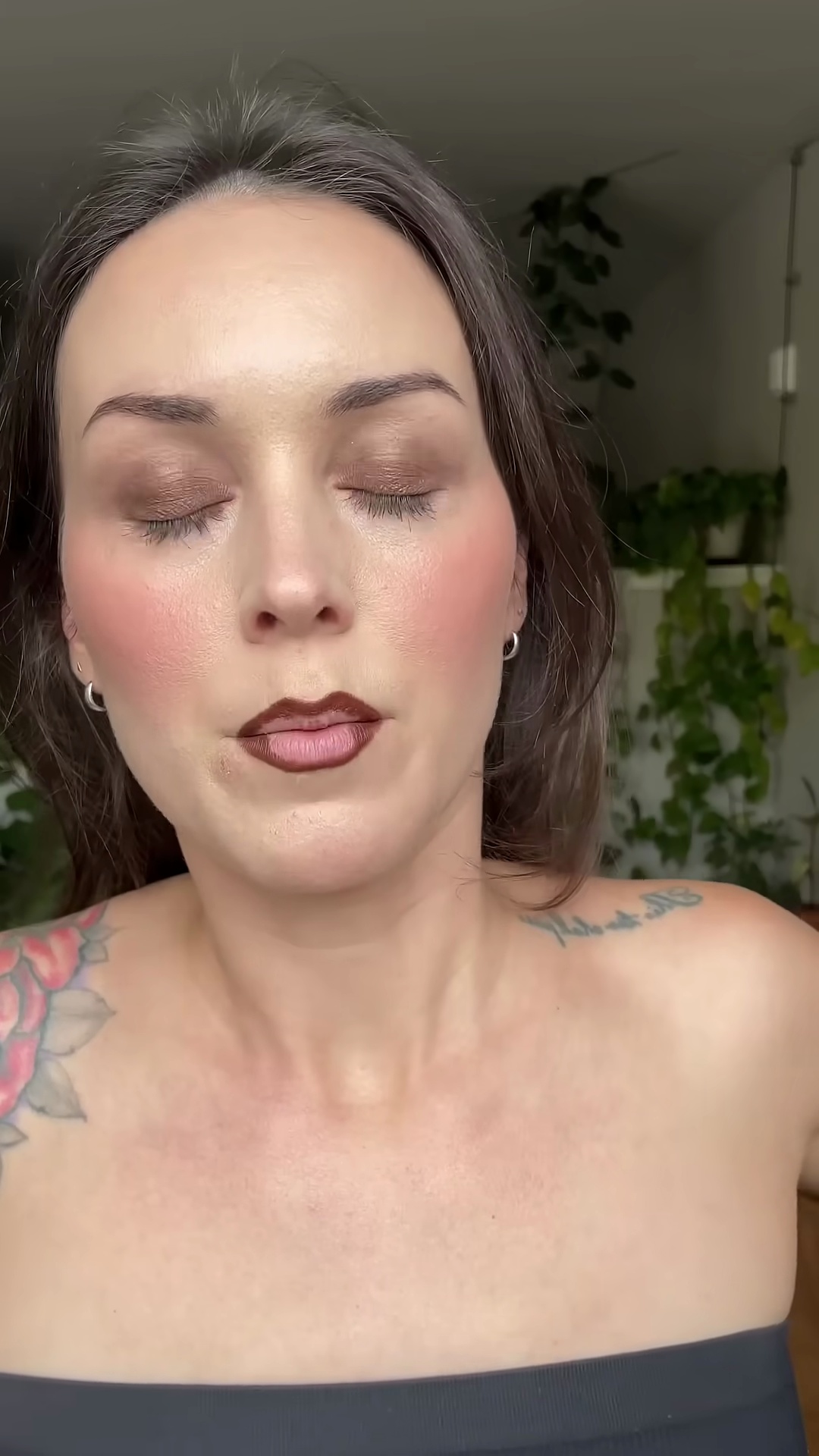 Blending Soshe Beauty Mocha lip pencil to create blurred lip effect on fair olive skin