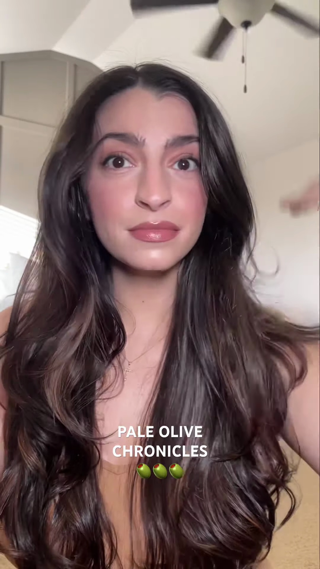 Andreanna's full makeup look featuring Chaso foundation with cream and powder products