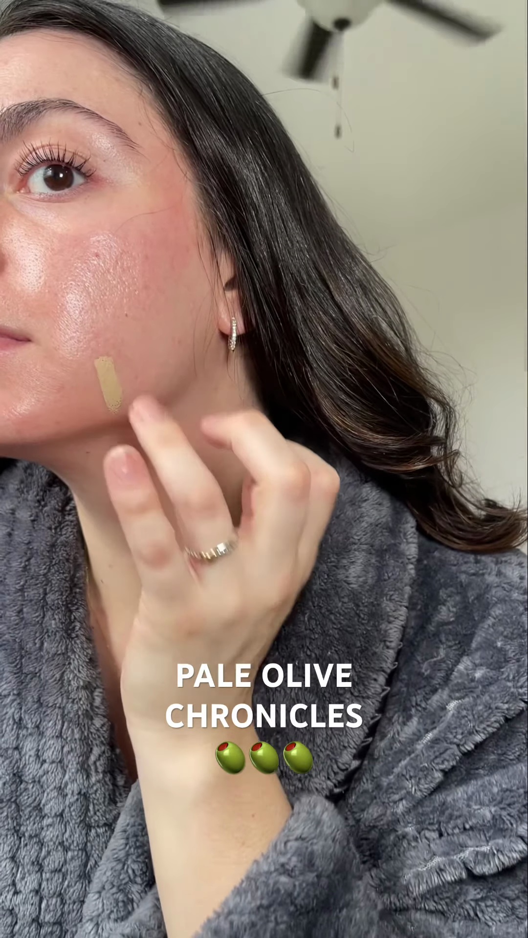 Kevyn Aucoin Sensual Skin Enhancer shade SX3 swatched on pale olive skin