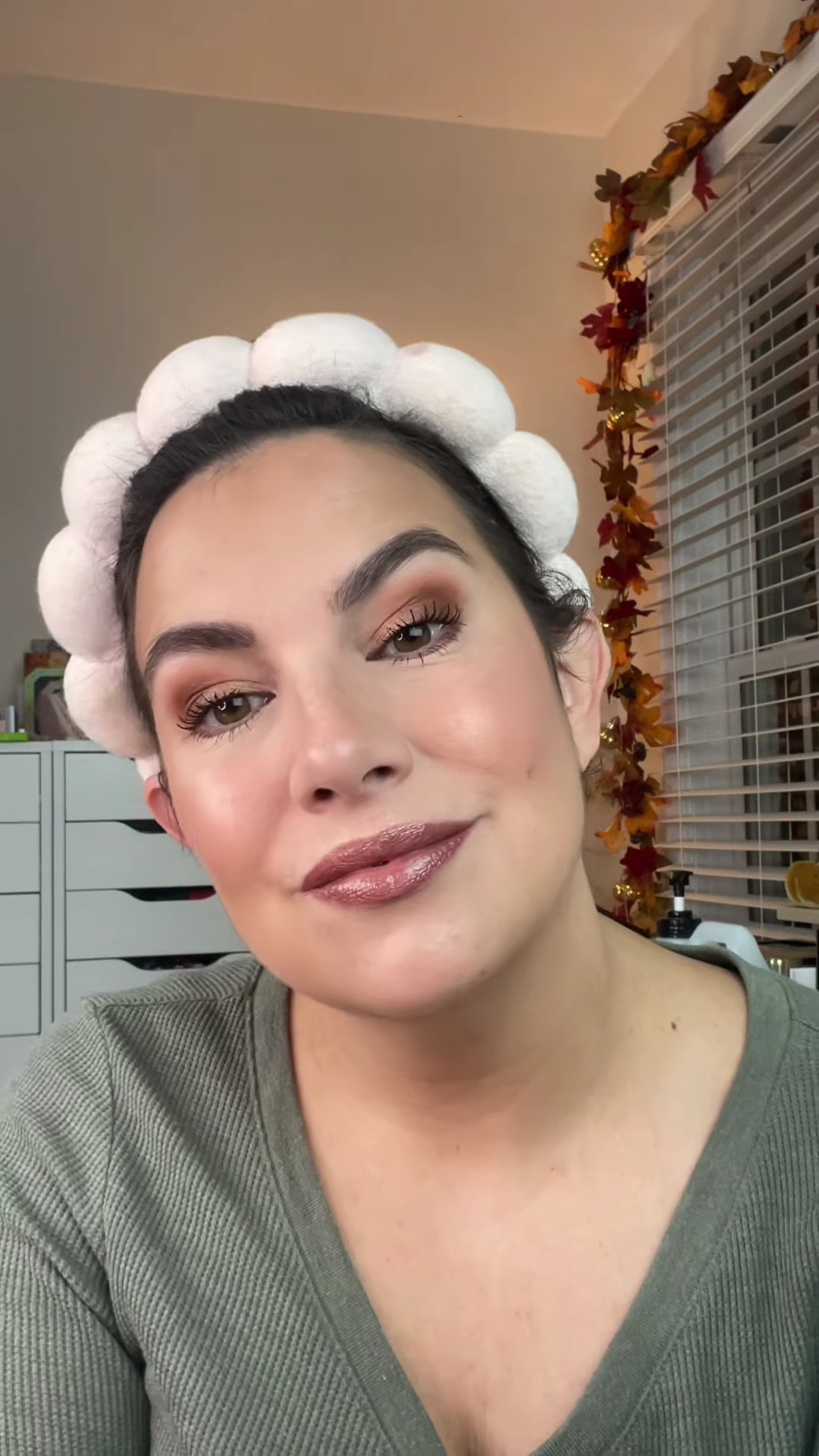 Finished eye makeup look with blended shadows, defined lower lash line, and mascara