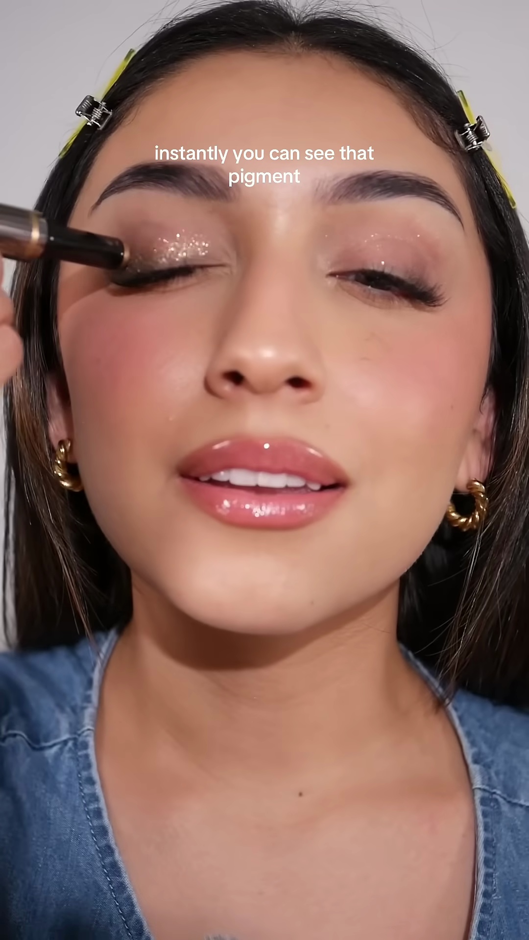 Close-up of eye showing built-up gold pigment with intense sparkle and shine